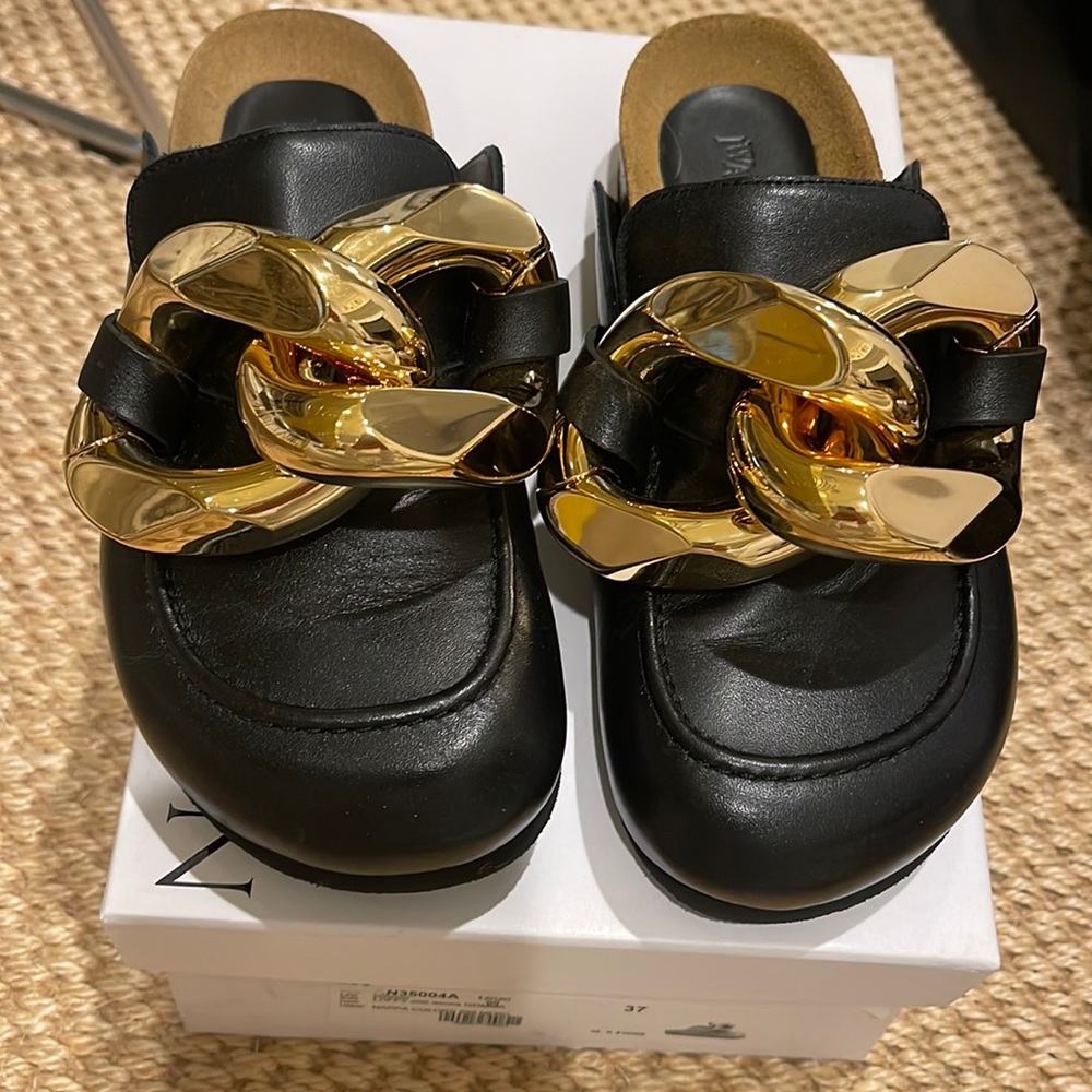 JW Anderson chain slides